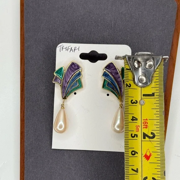 Vintage Trifari Enamel Drop Earrings Purple Green Blue Faux Pearl Clip On 1980s - Picture 4 of 7